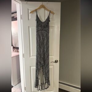 Elegant Black and White Maxi Dress